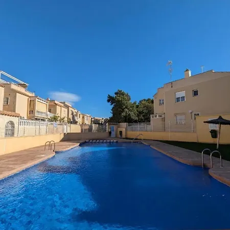 R-41 Modern With Pool Apartament