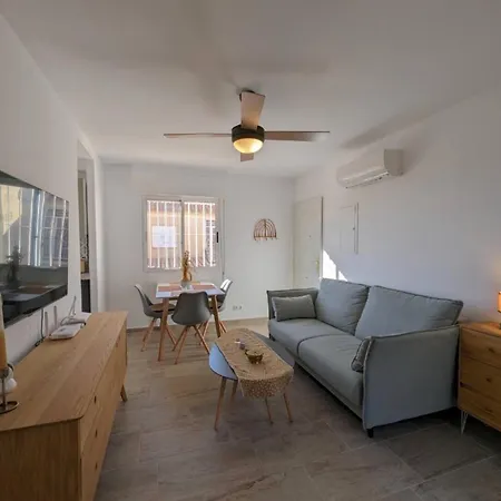 R-41 Modern With Pool * Torrevieja